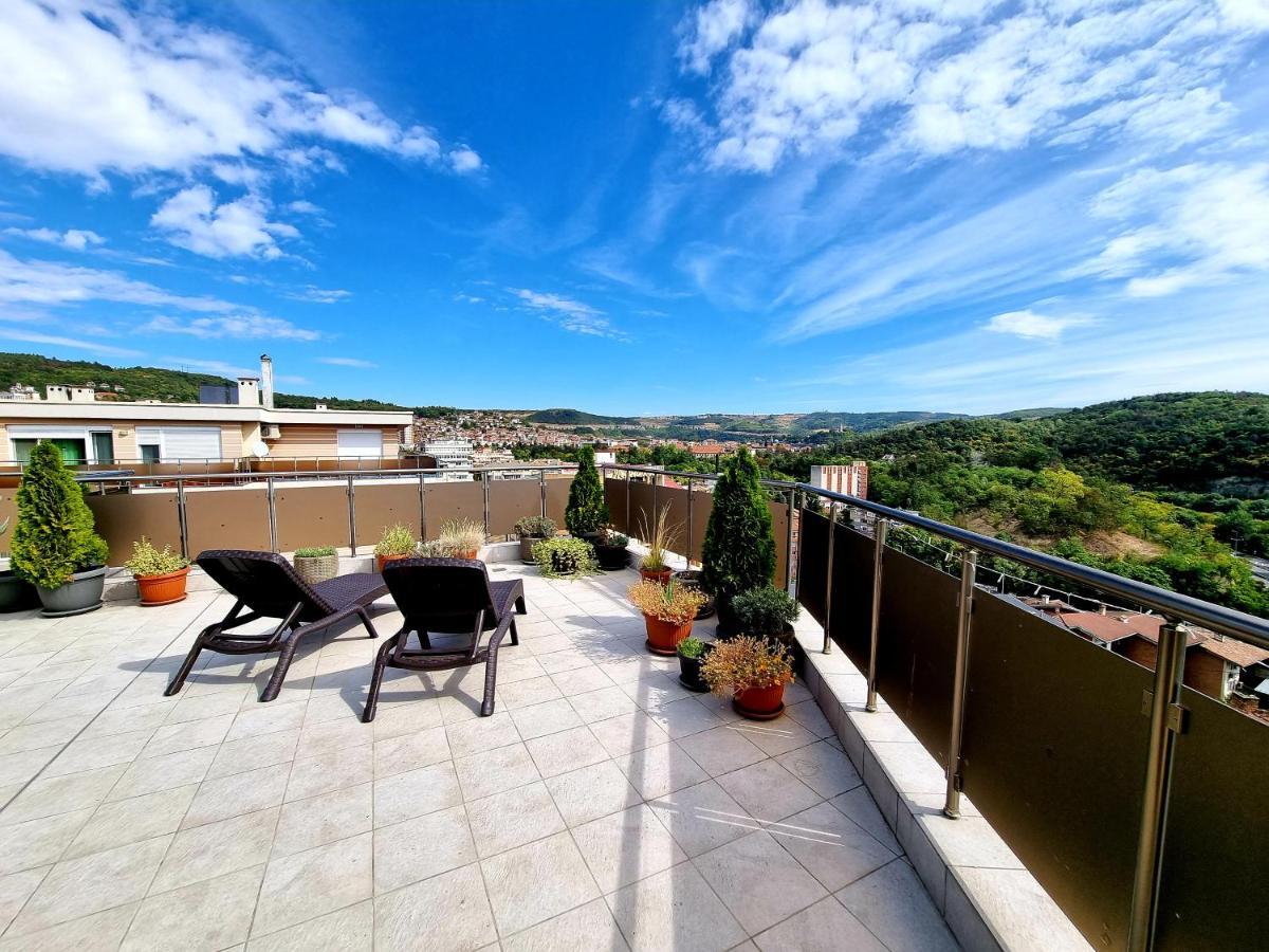 The View Veliko Tarnovo Apartment Exterior photo